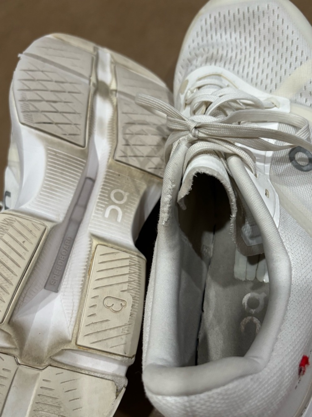 On Running Men's THE ROGER Advantage Pro Running Shoe - White/Cream - Picture 6 of 7
